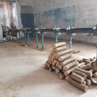 Оборудование, прессы для брикетирования древесины и соломы 500 кг.ч. Вектор BT-60. Польша