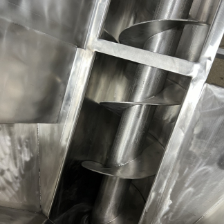 Шнековий гвинтовий конвеєр із нержавіючої сталі в жолобі Ø200 мм L3500