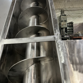 Жолобові шнекові транспортери з нержавіючої сталі