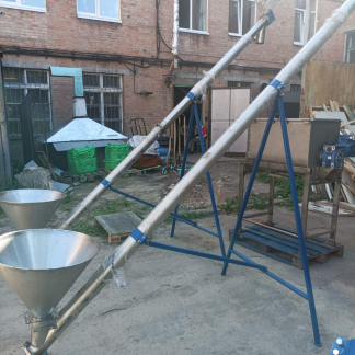 Трубчатый винтовой конвейер, транспортер для ягод  D250 L4000